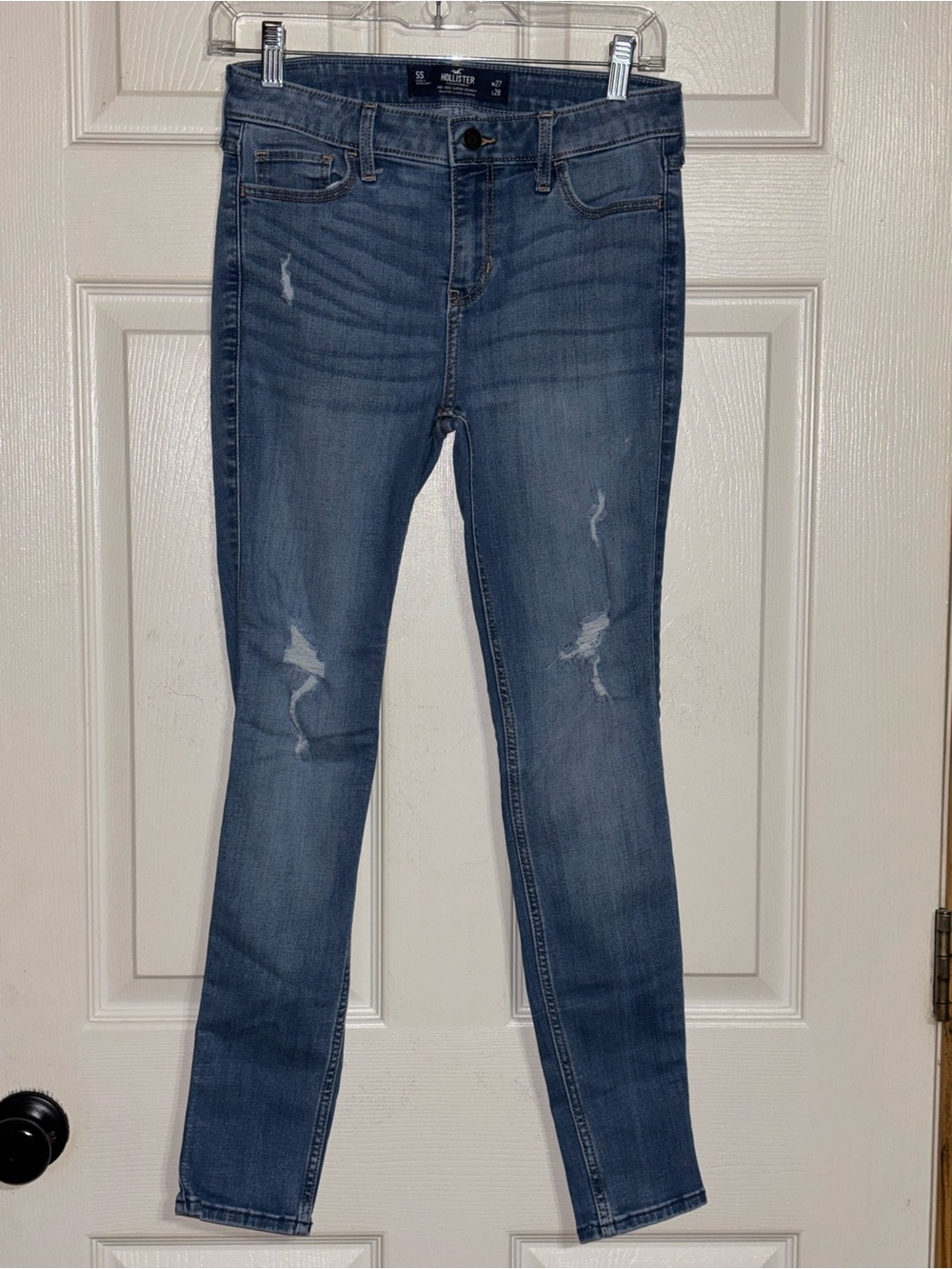 Hollister Women's Skinny Distressed Jeans - Medium Blue Wash